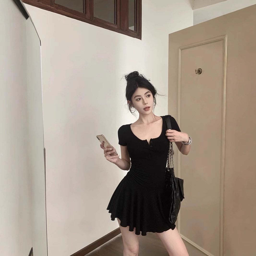 S22 New Grey Slim Short Sleeve Dress Women Summer Waist Pleated Skirt Sexy Slim Skirt