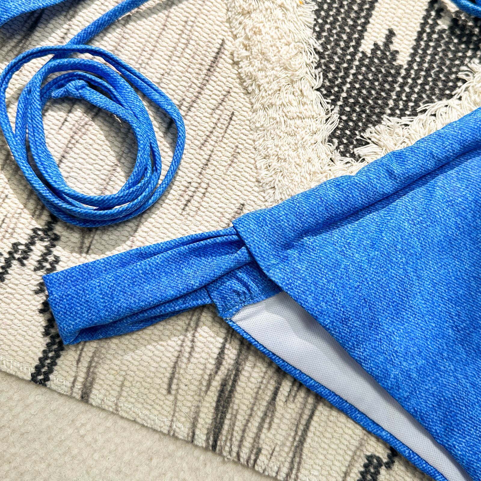 2025 new bikini sexy strap three-dimensional flower split swimsuit for women