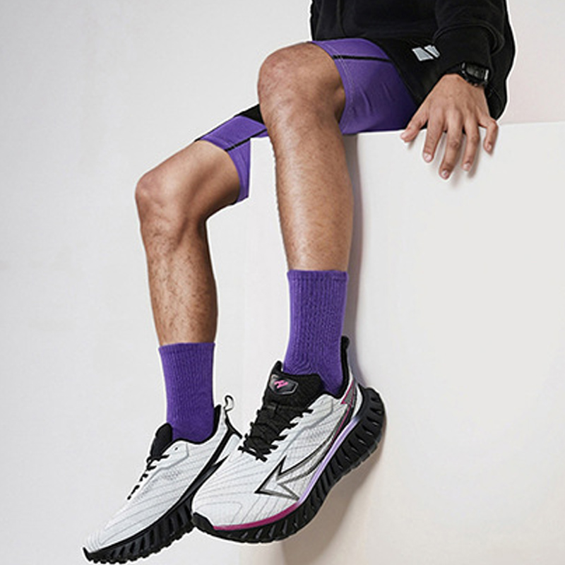 Men's shoes mesh breathable sports shoes Outdoor soft sole lightweight sneaker for teenagers running training trendy shoe