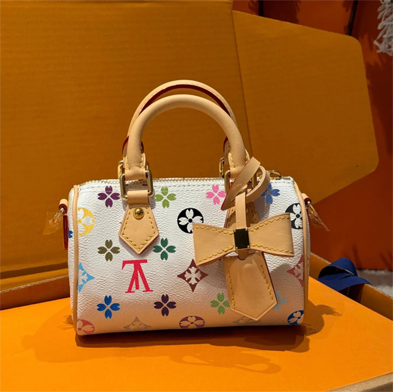 2026 Designer bags Mirror quality camera tassel Womens leather Shoulder Bags Cross Body fashion mens tote handbag lady gift Clutch chain Messenger bag L888