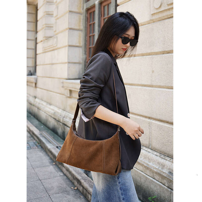 Famous Brand Luxury Bag Designer Early Fall Casual Matte Leather Dumpling Cross Body Versatile Women S Small Tote Underarm One Shoulder Hobo