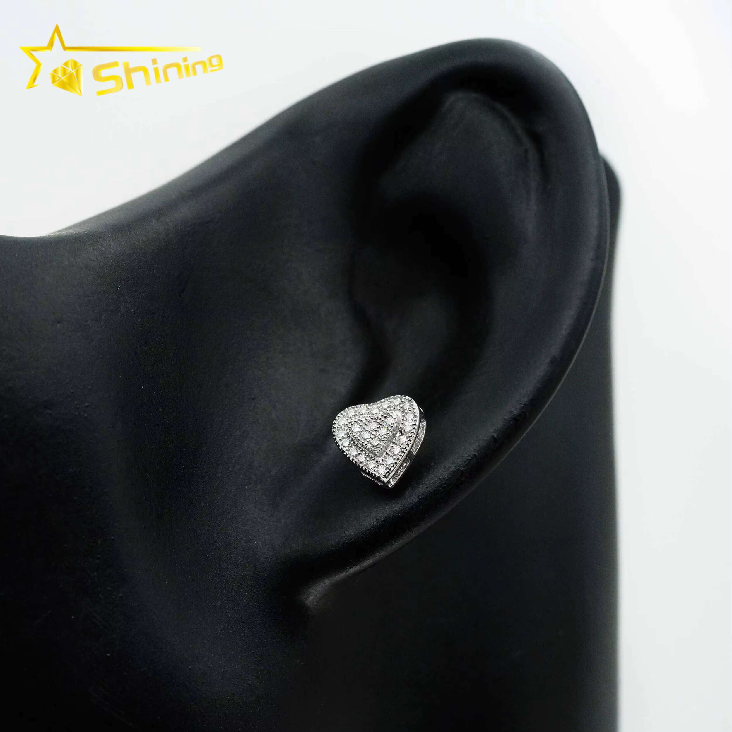 Bulk Stock Iced Out Man Earrings Heart Shape Moissanite Dia Screw Back Setting Hip Hop Stud Earring