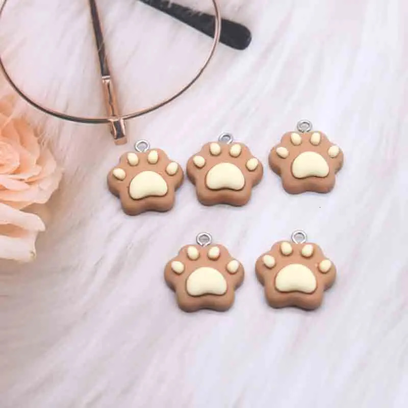 10 pieces of 20 22mm mini cartoon cat paw amulets used for DIY decorative earrings necklaces fashion jewelry accessories 250325