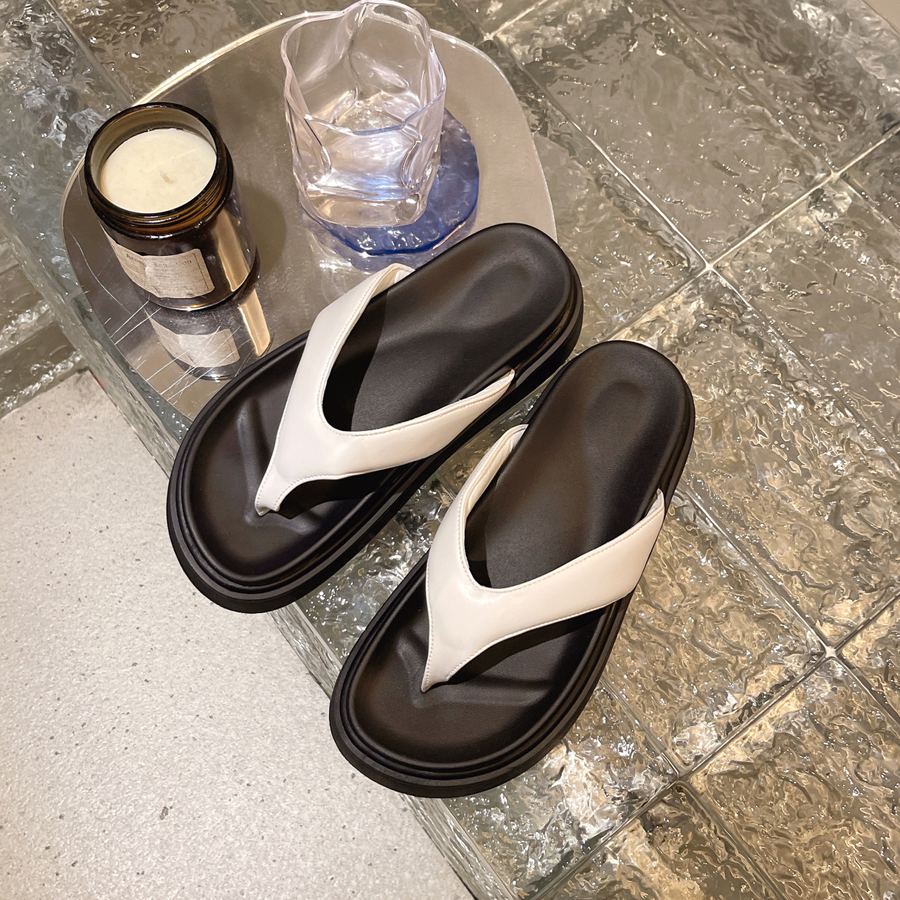 Thick soled slippers free Shipping Soft soled sandals Designer Flip-flop sandals Female external wearing clip toe slippers hot