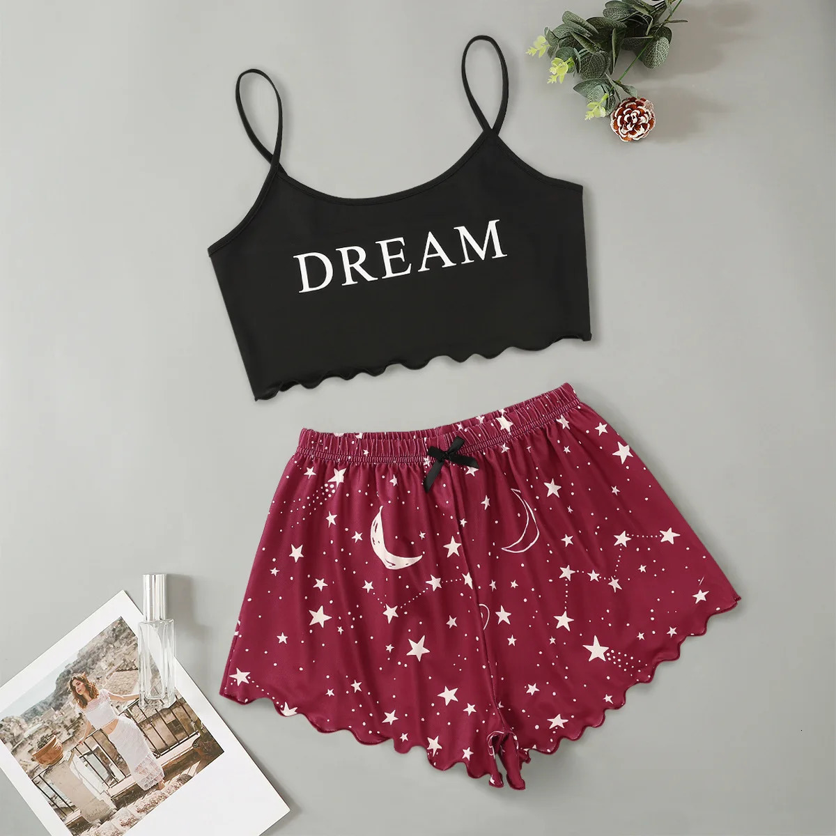 Womens Pajamas Set Sexy Lingerie Starry Sky Print Sling Sleepwear V-Neck Sleeveless Top and Shorts Sets Pyjamas Homewear 250402
