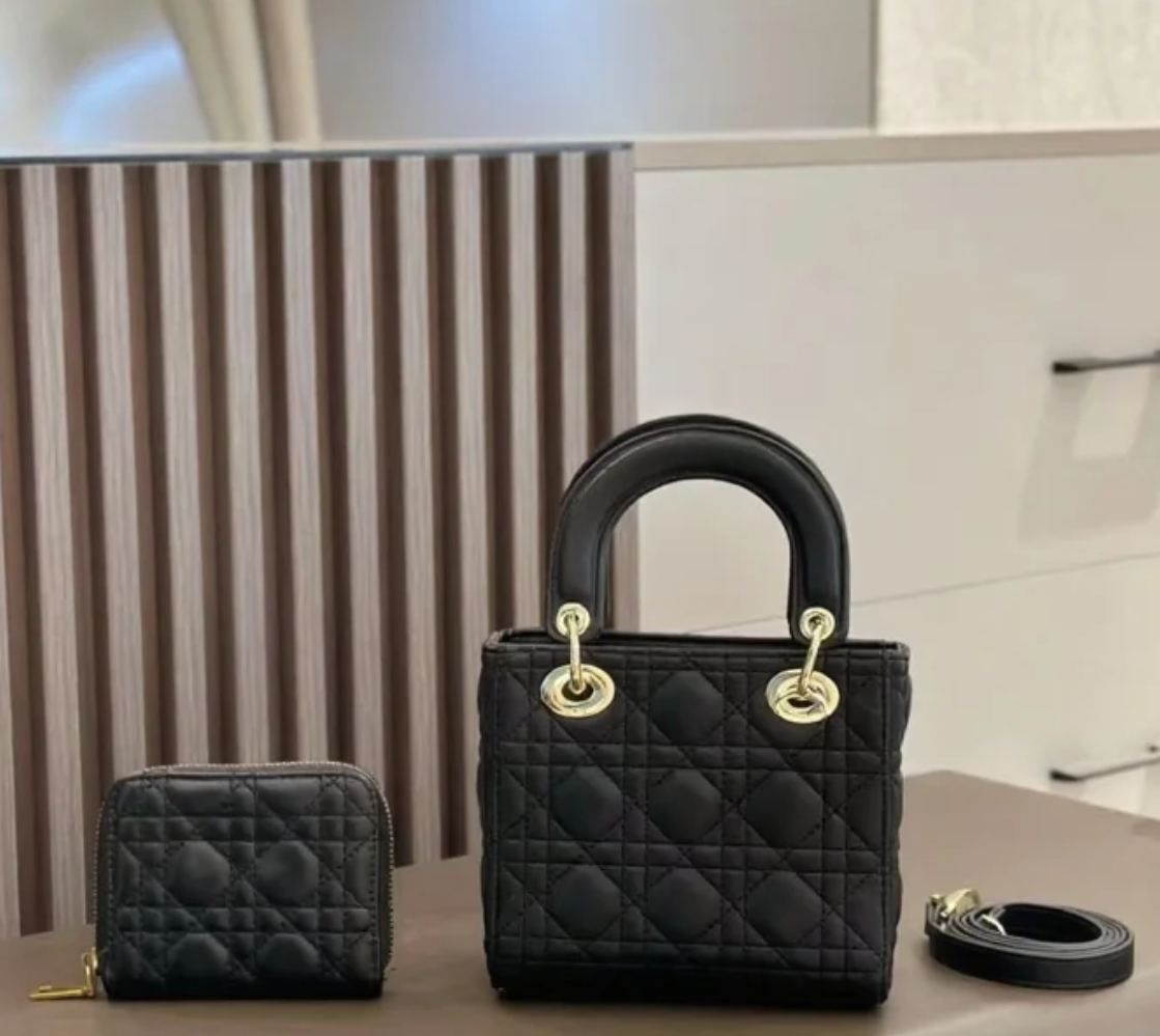 Luxury Designer Bags Women's Designer Handbag and Wallet Set Chic Style, Luxury Feel, Perfect for Any Occasion Shoulder Bag with Detachable Strap