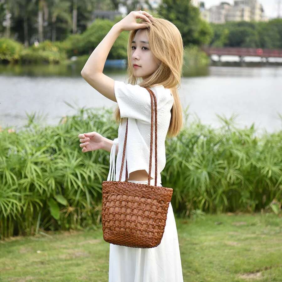 Top Layer Cowhide Single-Shoulder Genuine Leather Retro Hand-Woven Hollow Out Mori Style Women's Bag