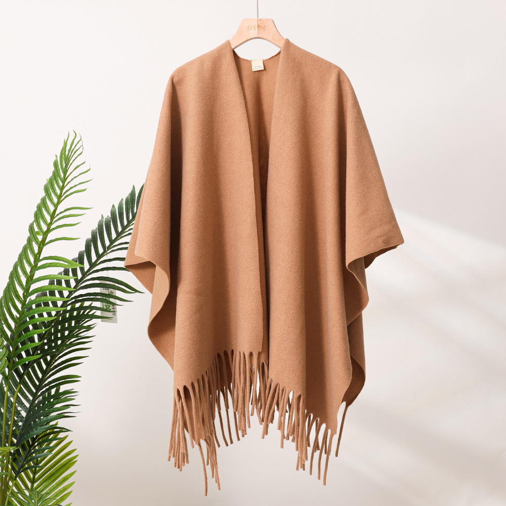 K323 High-grade pure color outer wear thickened wool split large shawl women's cape cloak winter warm shoulder neck guard