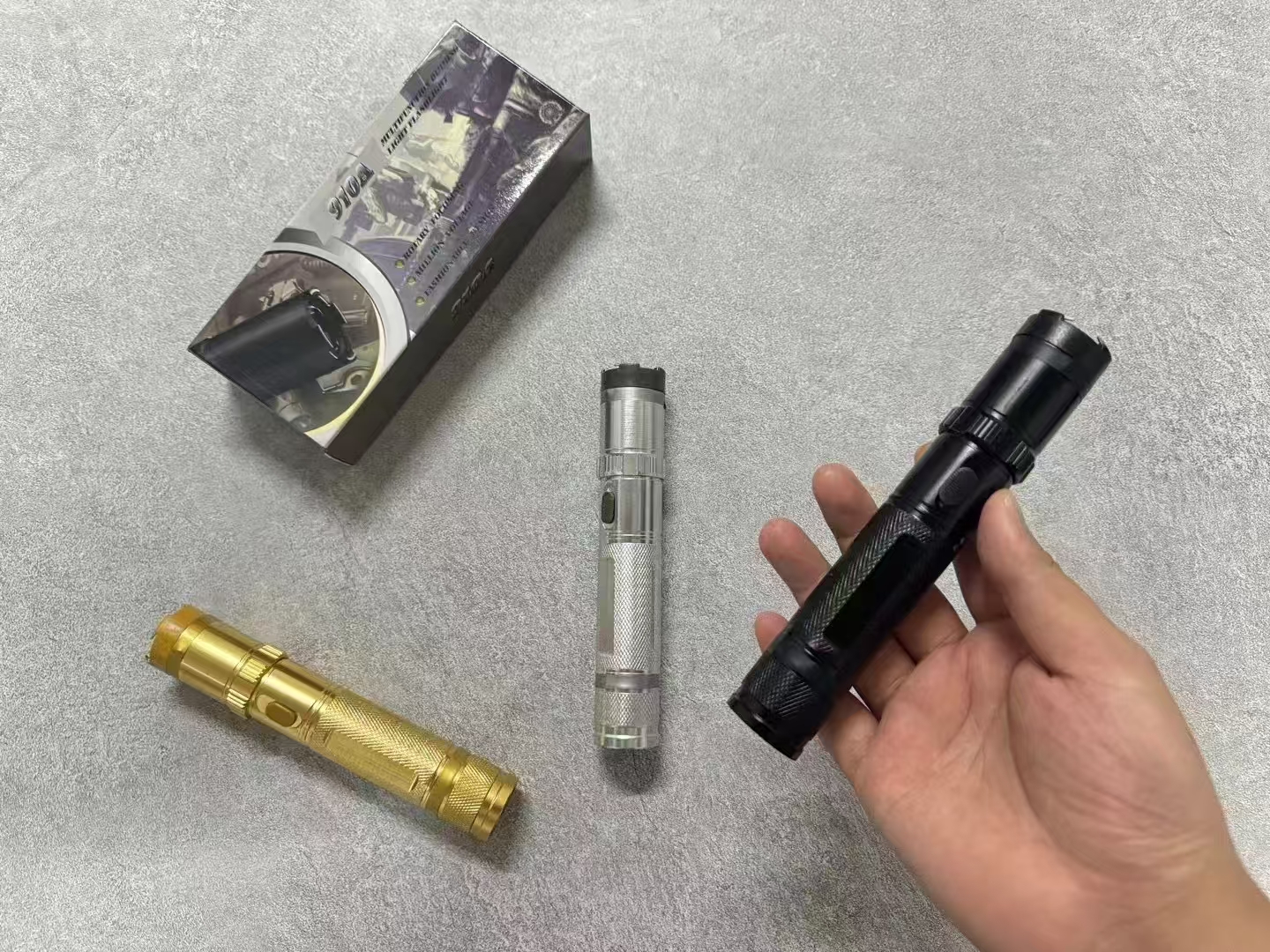 New model aluminum alloy flashlight - USB charging portable multi-functional flashlight