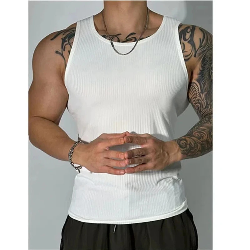 Spring and summer fashion vest mens solid round neck Ropa Hombre sleeveless pull-out tee sports hip-hop Y2K mens clothing 250403