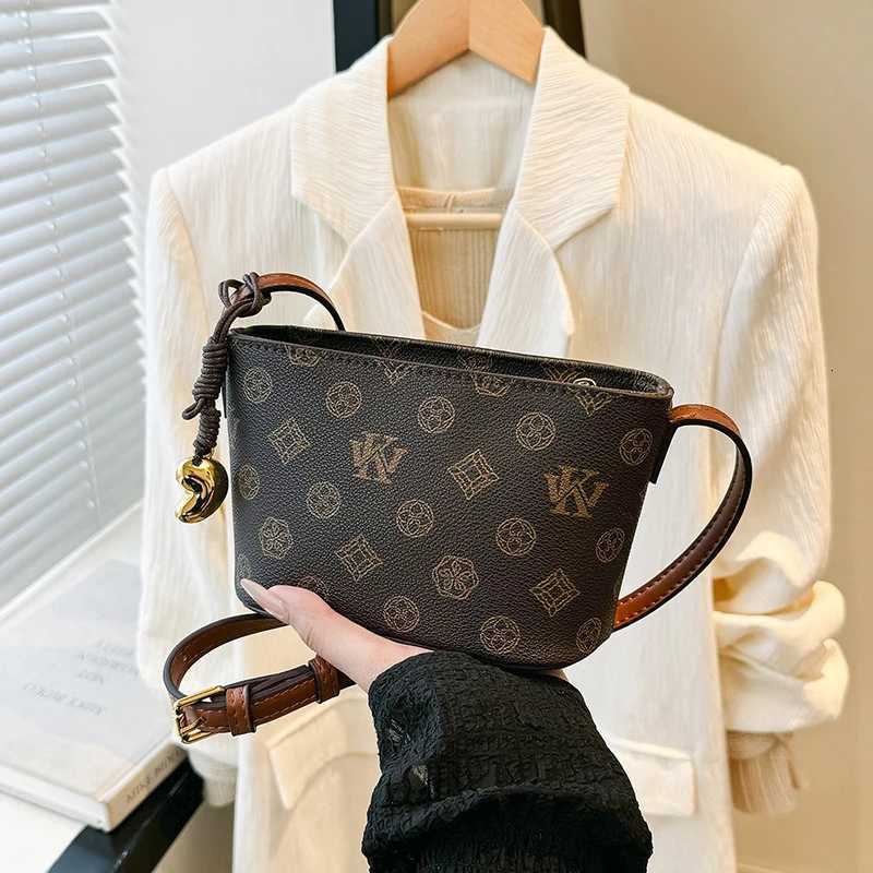 Adjustable Strap Ladies Crossbody Bag Genuine Leather Shoulder Handbag Womens Versatile Tote PurseW251106