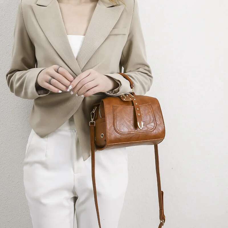 French Retro Fashion Shoulder Crossbody For Women 2025 New Women's Boston Pillow Handbag Ladies Commuter Shopping Bag