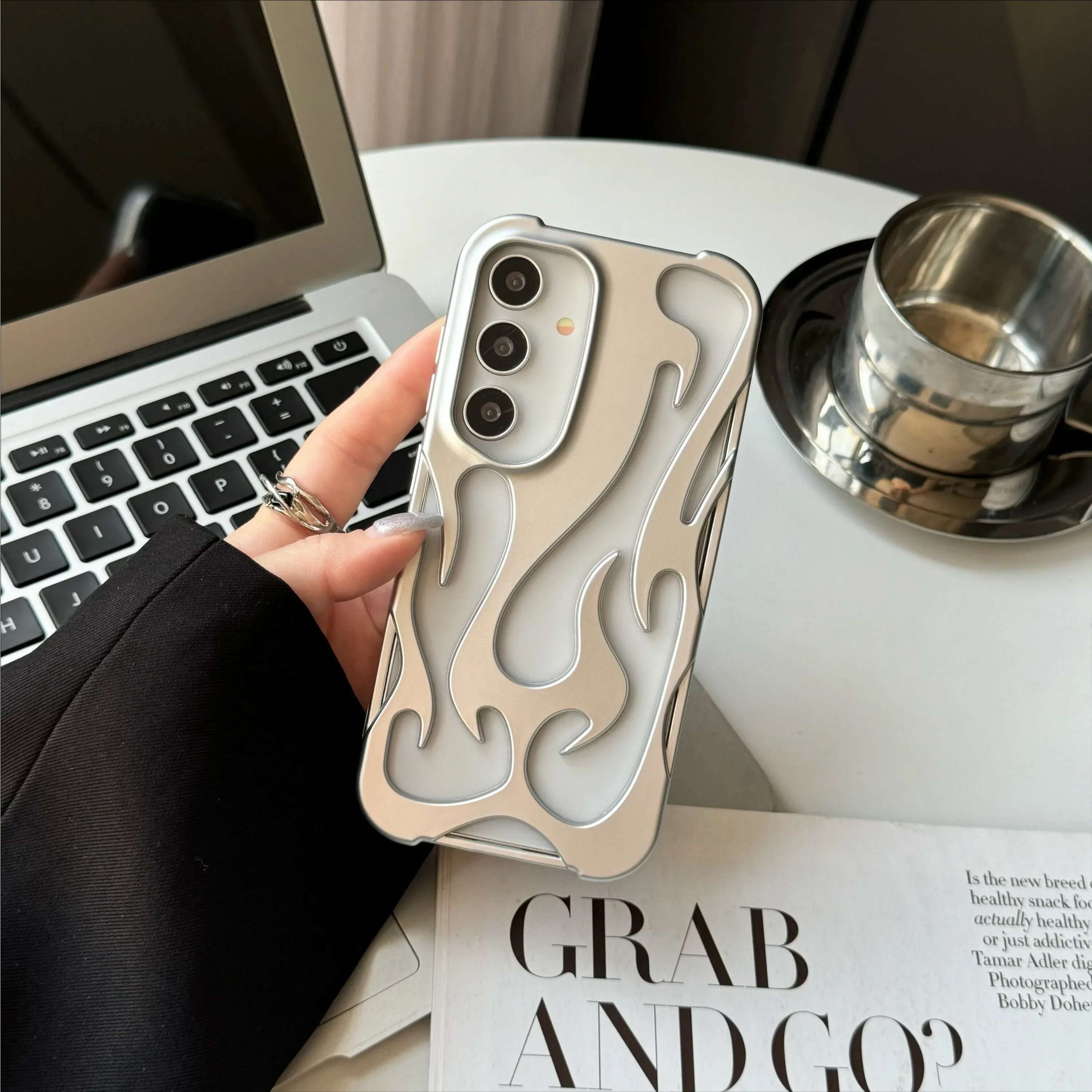 New 3D Flame pattern Case For Samsung Galaxy S25 S24 S22 S23 Ultra A16 A55 A54 A06 A15 A14 Hollow Slim Shockproof soft Cover