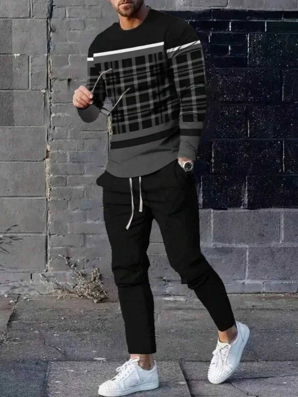 Fashionable mens summer striped pentagram print breathable round neck long sleeved pants set outdoor casual clothingXJ251106