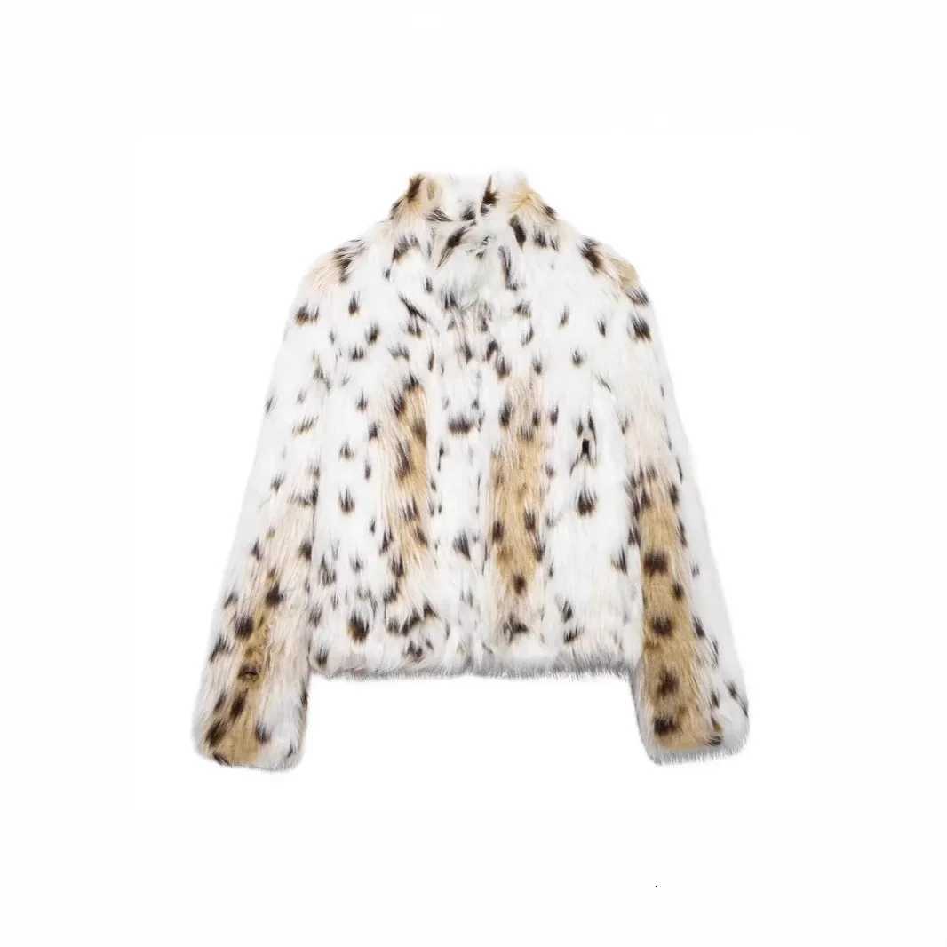 Designer woolen coat Faux Fur Coats Women Casual Short Fur Leopard Print Patchwork Long Sleeves Stand Collar Thick Warm Fur Street Wear 2025 WinterY25