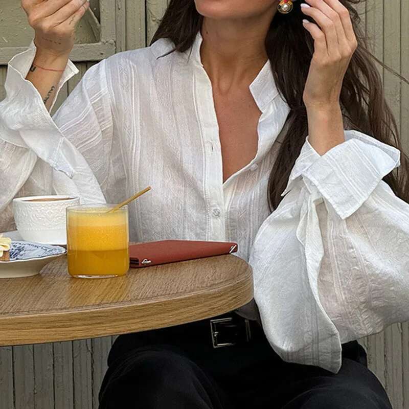 Women's Fashion Lapel Single Breasted Big Size Blouse Spring New Arrival Lantern Sleeve Loose Shirts Female 33A2702