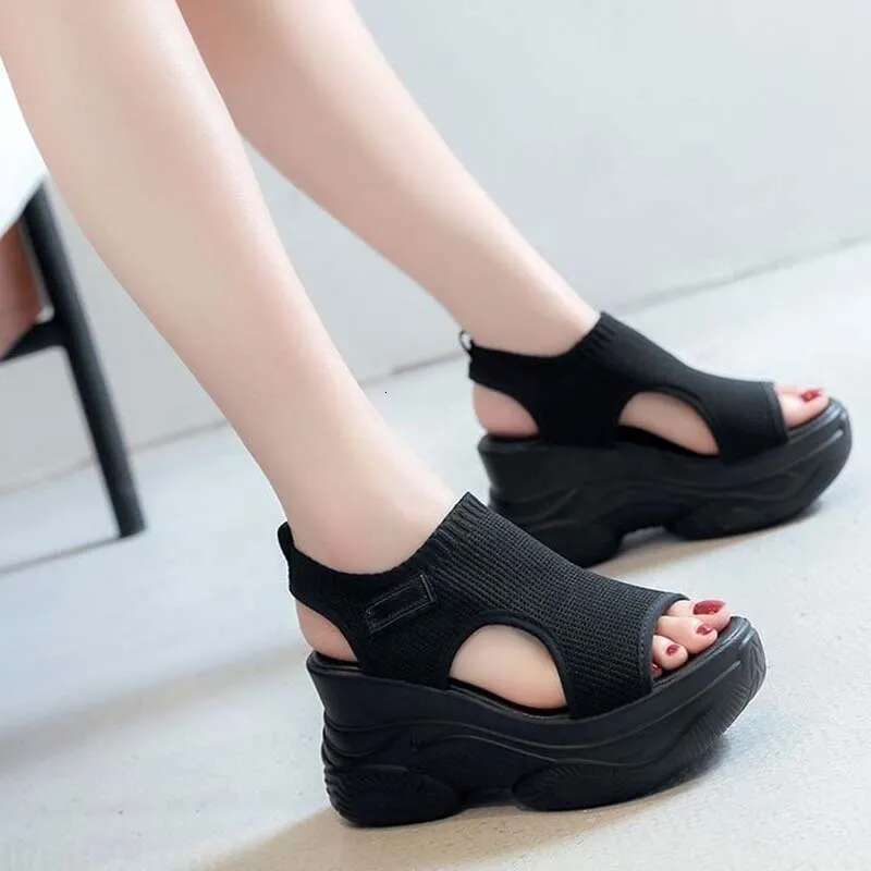 2025 Summer New Women's Roman Thick Bottom Designer Fashion Sandals Casual Wedge Women's Shoes Casual Thick Bottom