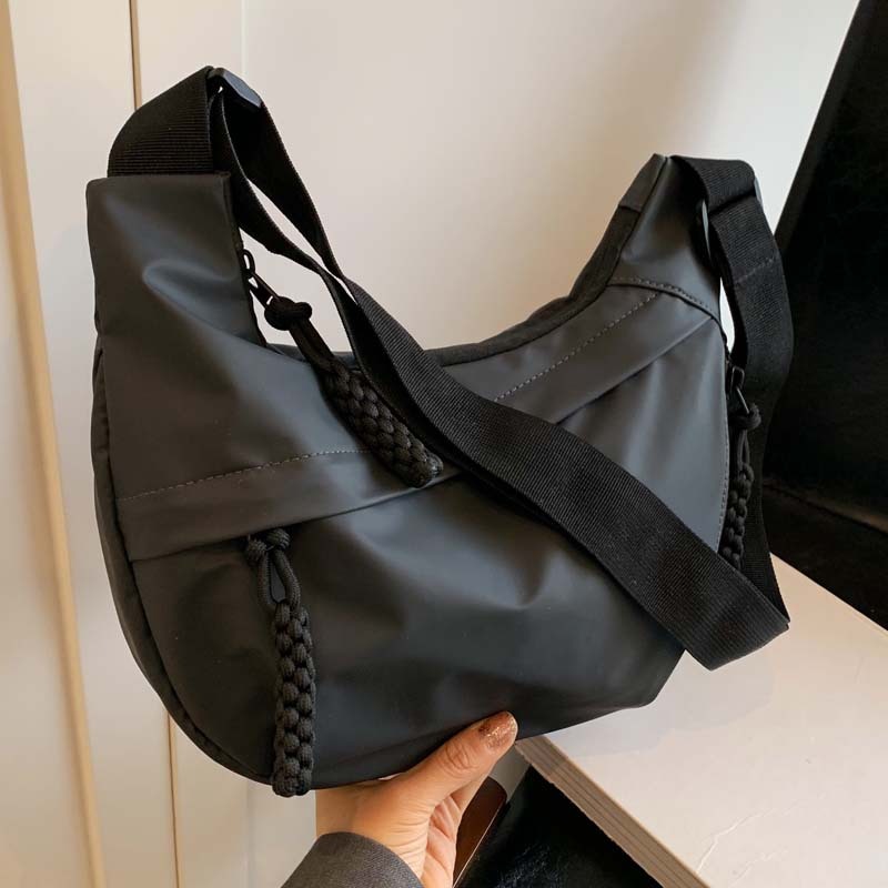 2025S Designer Women S Bag Workwear Style Women S Shoulder Oxford Cloth Ins Canvas Street Large Capacity Artistic Leisure Travel Dumpling Bag