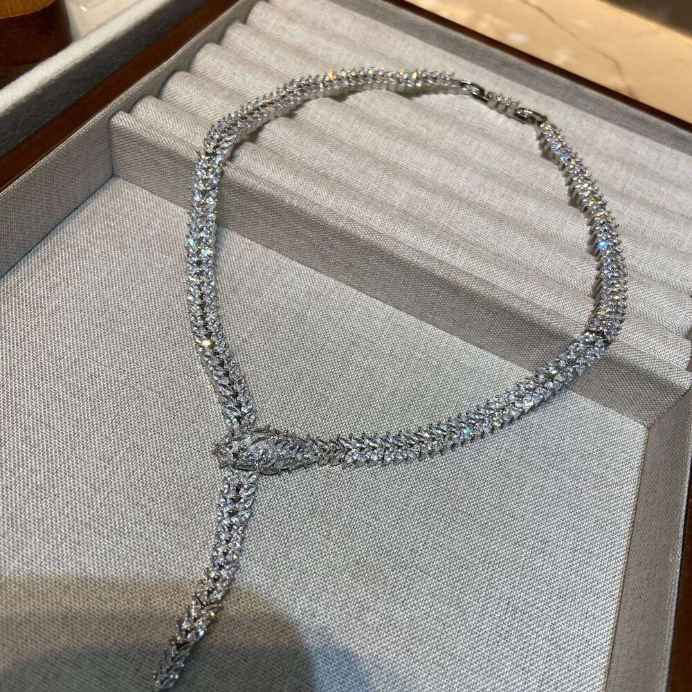 Luxurious Heavy Craft Pink Prom Performance White Necklaces Micro Inlaid Party Dress Matching Elegant Earrings Set