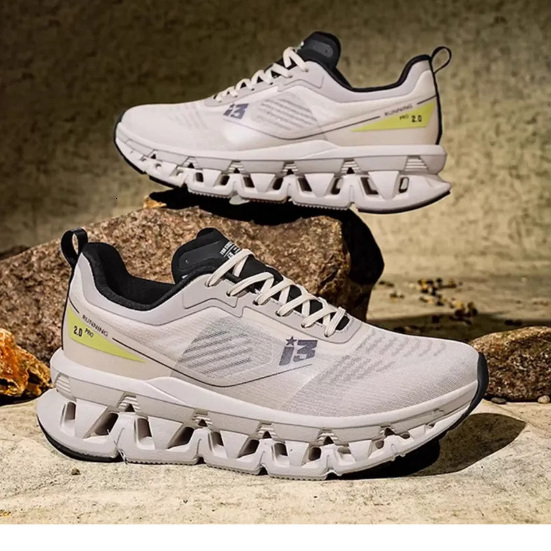 Men's Sports Shoes Spring Summer Breathable Hiking Running Shoes Thick Sole Height Increasing Shock Absorption Lightweight Soft Sole Shoes Men 