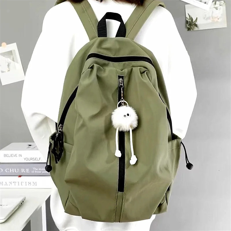 Female college student backpack a simple lightweight and stylish travel backpack with large capacity for male high school students 250402