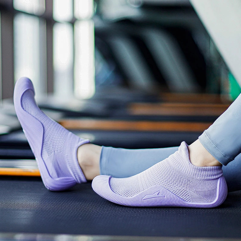 Gallon Shark Barefoot Shoes Socks Shoes Beach Shoes Fitness Shoes Yoga Shoes Driving Shoes Sports Shoes Thin Soles Casual Shoes 250402