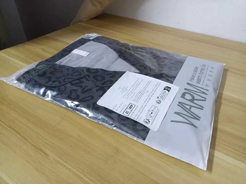 Womens Leopard Print Pajamas with Breast Pads and Flap Pocket Pantss Trendyy and Fashionable 2025 Lapel Short-Sleeved Shi 250402