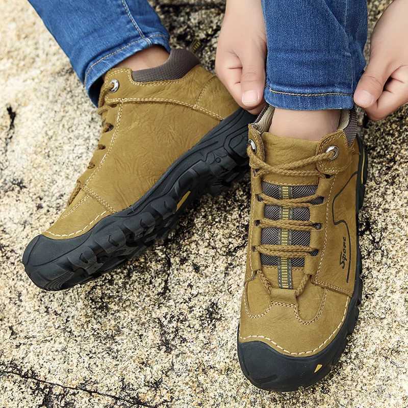 Brand Outdoor Shoes Men Genuine Leather Trekking Hiking Shoes Men Waterproof Hiking Boots Winter Sneakers Mountain Climbing Shoe X251106