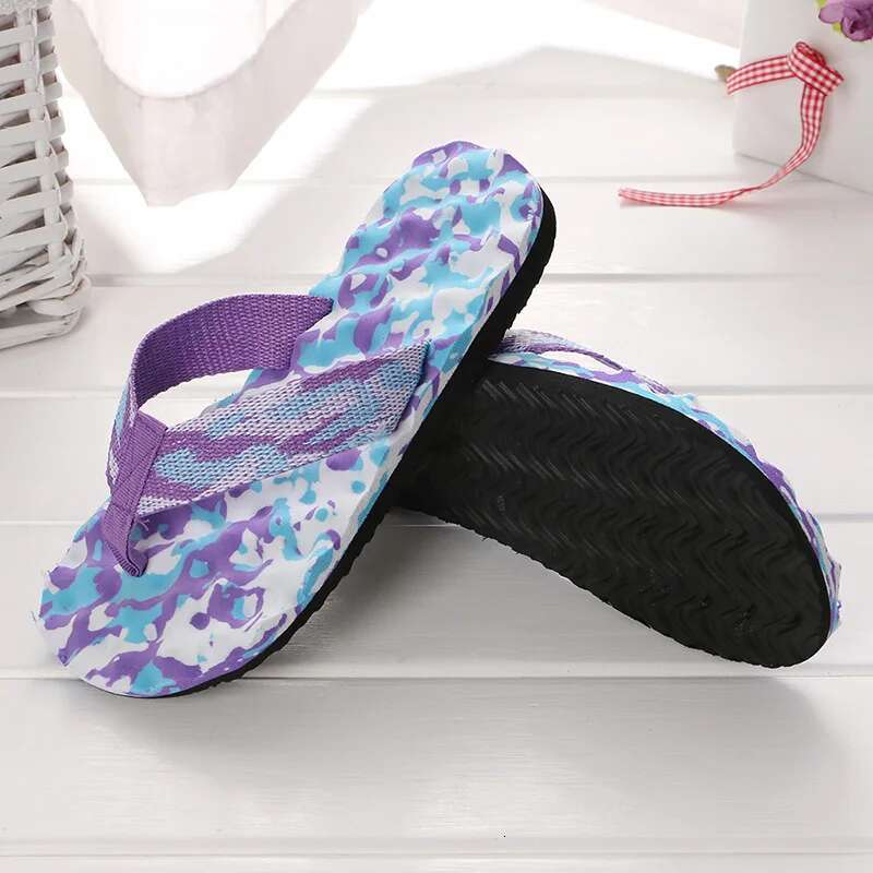2025 Summer New Women's Casual Massage Durable Flip Cover Designer Fashion Beach Sandals Flat Shoes Room Slippers