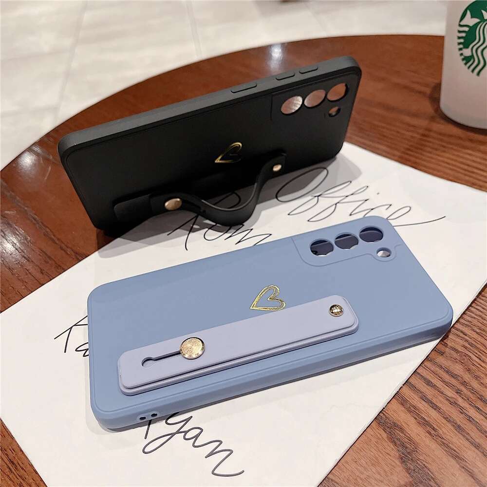 Love Heart Wristband Holder Phone Case For Samsung S25 S24 S23 S22 S21 Plus Note 20 Ultra S20 FE A52 A72 A42 A51 A71 Soft Cover