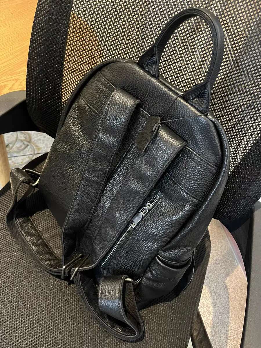 Genuine Leather Women's Large Capacity First Layer Cowhide 2024 New Fashion Men's Ladies Travel Backpack