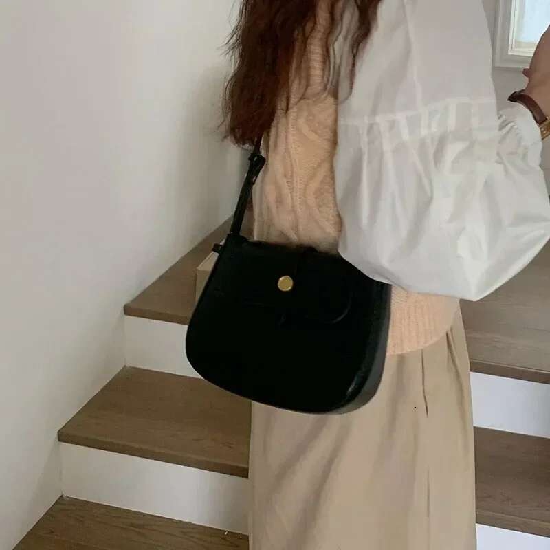 2025 Korea Style Niche New Retro Women's Bag Elegant All-Match Small Handbags Trendy Shoulder Underarm Hobo Designer Bags