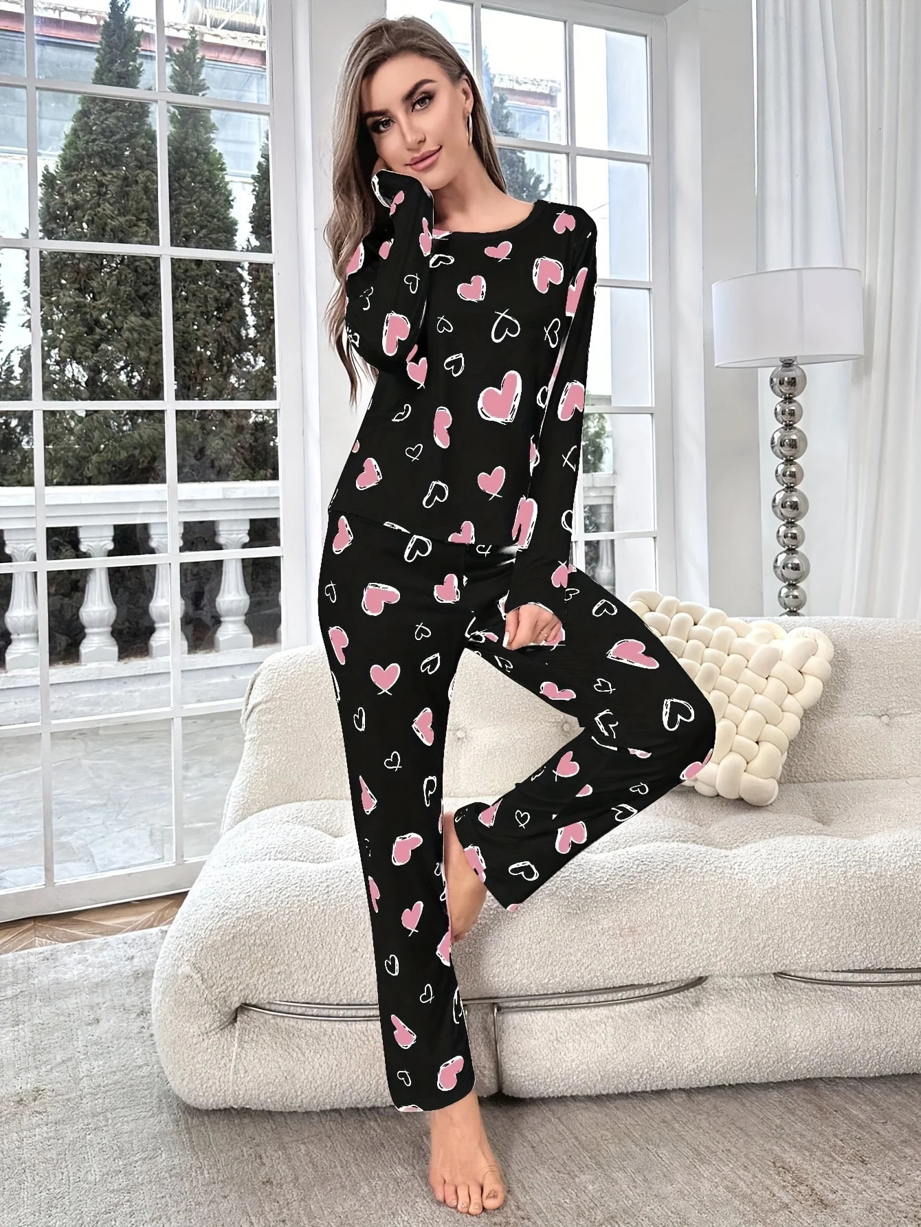 Womens pajamas suit long-sleeved shirt trousers pajamas two-piece soft home clothes autumn pajamas heart-shaped printed pajamas 250402