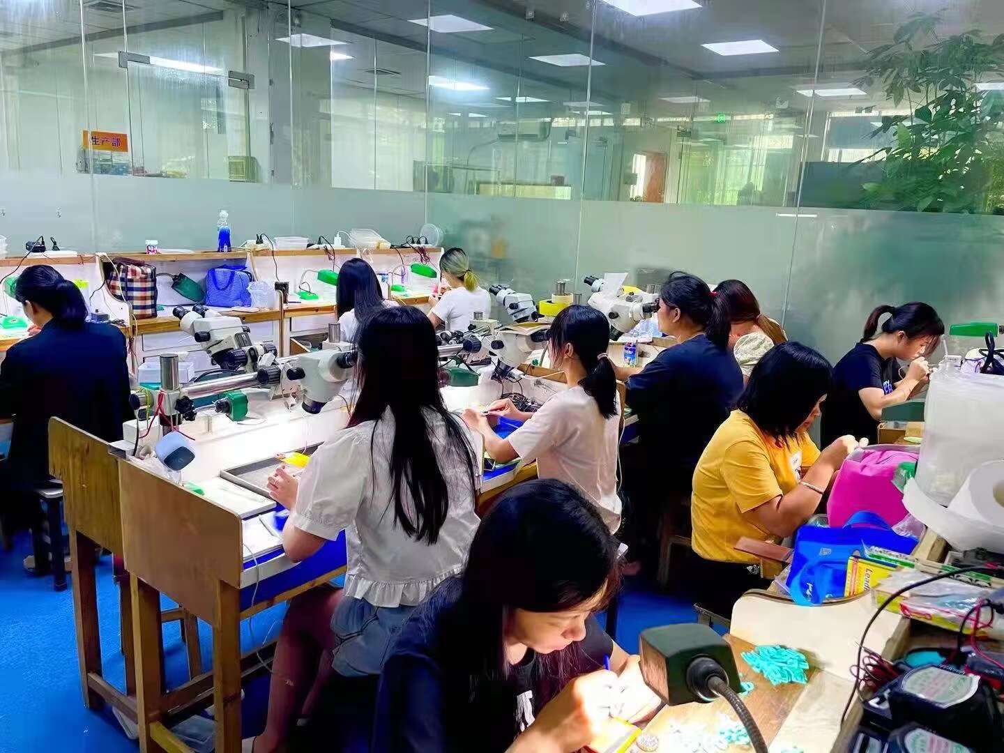 Hip Hop Style Custom White/Yellow/Rose Gold Color 925 Silver Rings Pass the Diamond Test Round Moissanite Iced Out Ring for Men