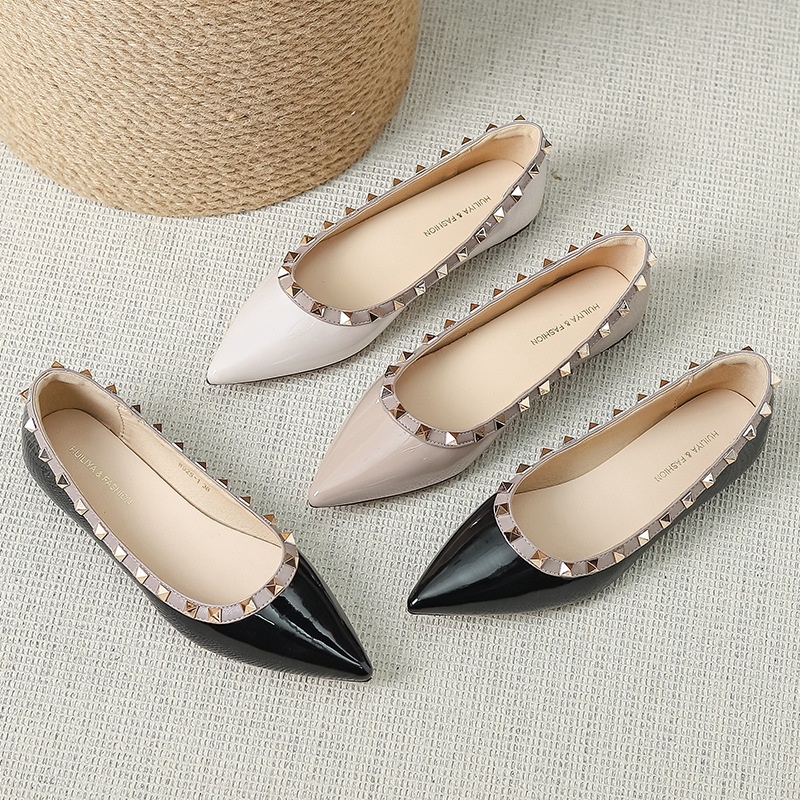 free shipping 2025new designers sandals for womens ladies Sharp rivet flat bottom soft bottom raised inside fashionable casual versatile size 35-43 fo