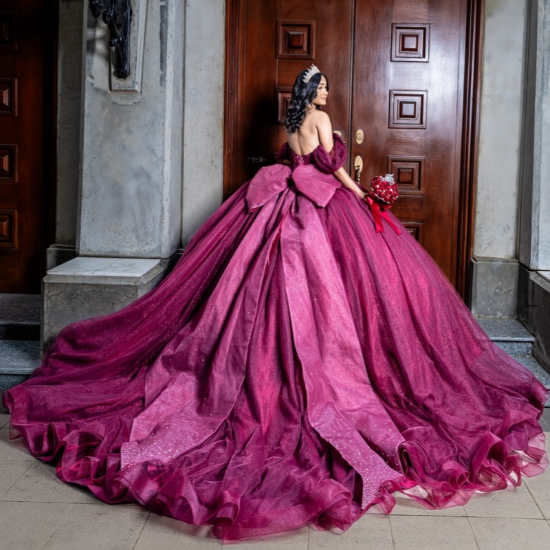 Wine Red Shiny Princess Quinceanera Dresses Off Shoulder Bow Beading Crystal Tull Sweet 16 Dress Ball Gown Vestidos De XV 15 Anos
