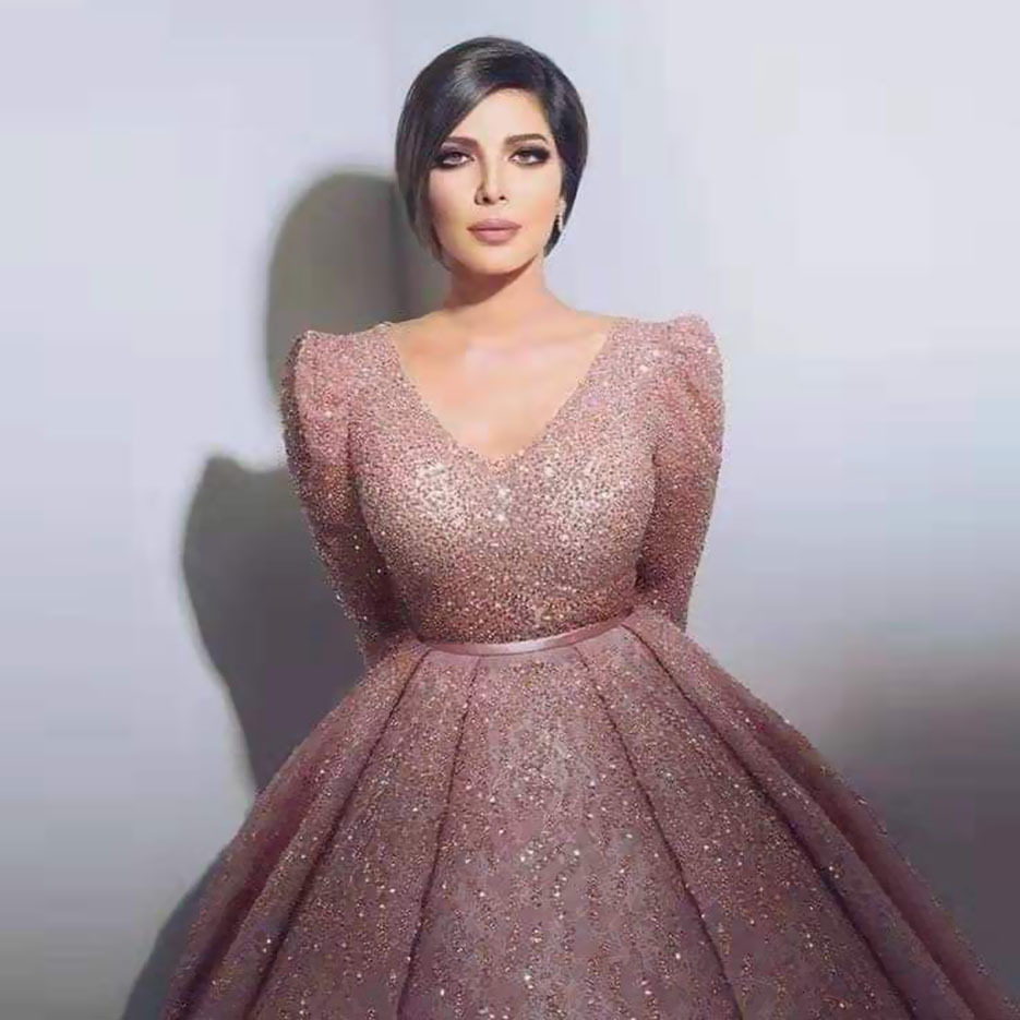 2025 Autumn and Winter New Womens Long Skirt Long Sleeved V-neck Gold Sprinkled Dress Lotus Root Powder Slim Fit Dress