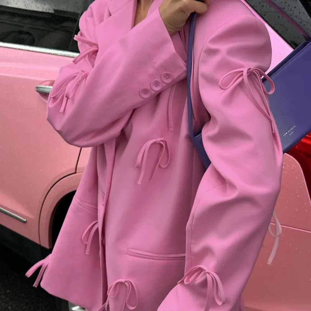 TWOTWINSTYLE Solid Splicing Patchwork Loose Jacket for Women Flip Collar Long Sleeve Warm Jacket Womens Fashion Style 250402