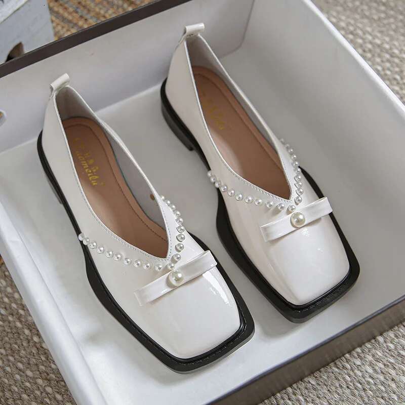 The 2023 New Fashion Brand Designed Women With Low Single Square Head Spring Large Size Casual Shoes 41-43