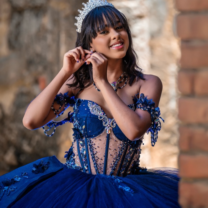 Royal Blue Shiny Princess Quinceanera Dresses Off Shoulder Appliqued Lace Beads Tull Sweet 16 Dress Ball Gown Vestidos De XV 15 Anos