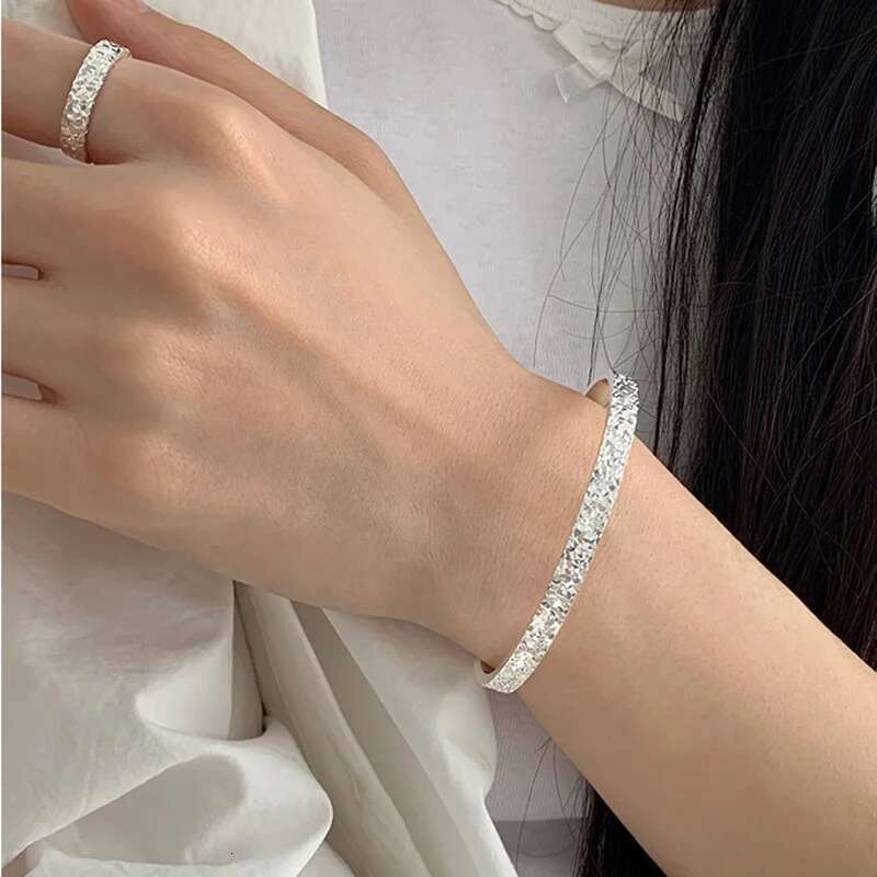 New Shiny Bone Bangles Female Sliver Color Party Accessories Glisten Cuff Bracelet for Women Wedding Gift