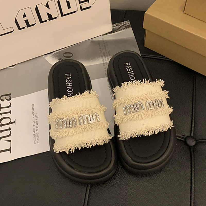 Free Shipping slides new design Slippers for womans flat sandals fashion summer casual Round toe slipper outdoor Indoor shoes women black beige size 3