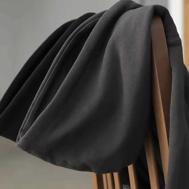 Japanese Casual Retro Unisex High Quality Solid Color Hooded Sweatshirt Sports Hoodie Suitable for Casual Daily Versatility W251106