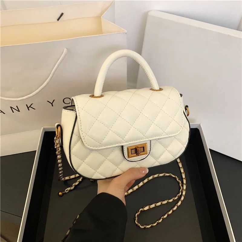 2025 New Diamd-Quilted Chain Bag - Small Inspired Shoder/Crossbody/Handheld Summer Fi Lightweight Elegant Y251106
