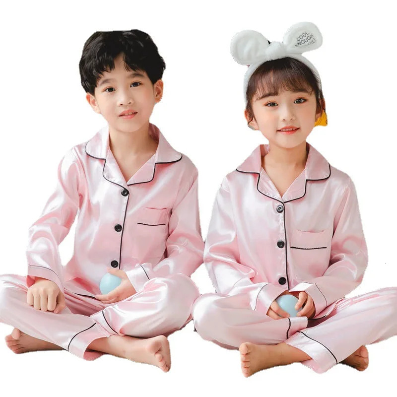 Childrens two-piece set of family clothes boys and girls pajamas spring and autumn loose thin part ice silk home decor 250403