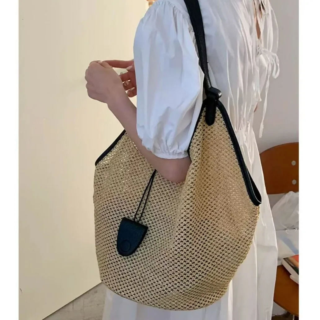 Straw Tote Bag for Women Raffia Shoulder Bag Top Handle Clutch Purse for Women Boho Rattan Woven Handbags for Summer Beach 251106