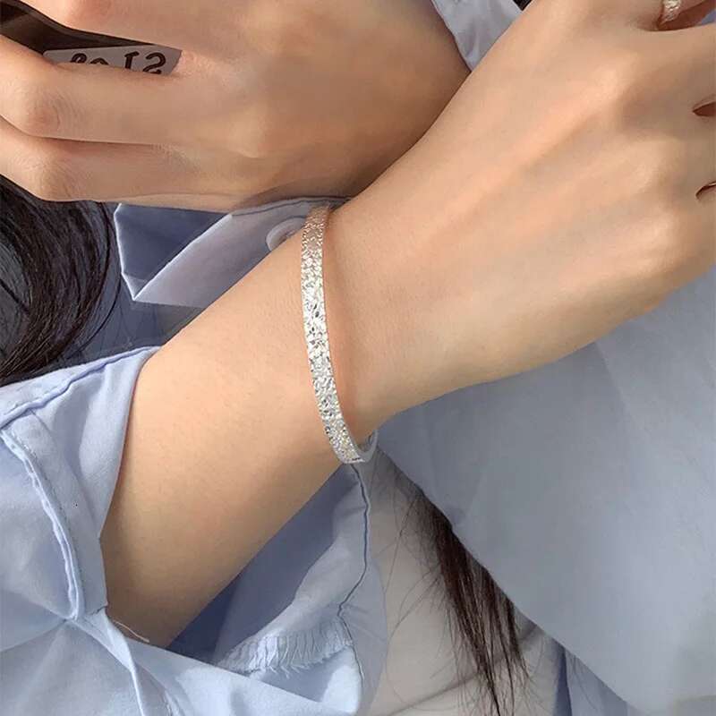 New Shiny Bone Bangles Female Sliver Color Party Accessories Glisten Cuff Bracelet for Women Wedding Gift