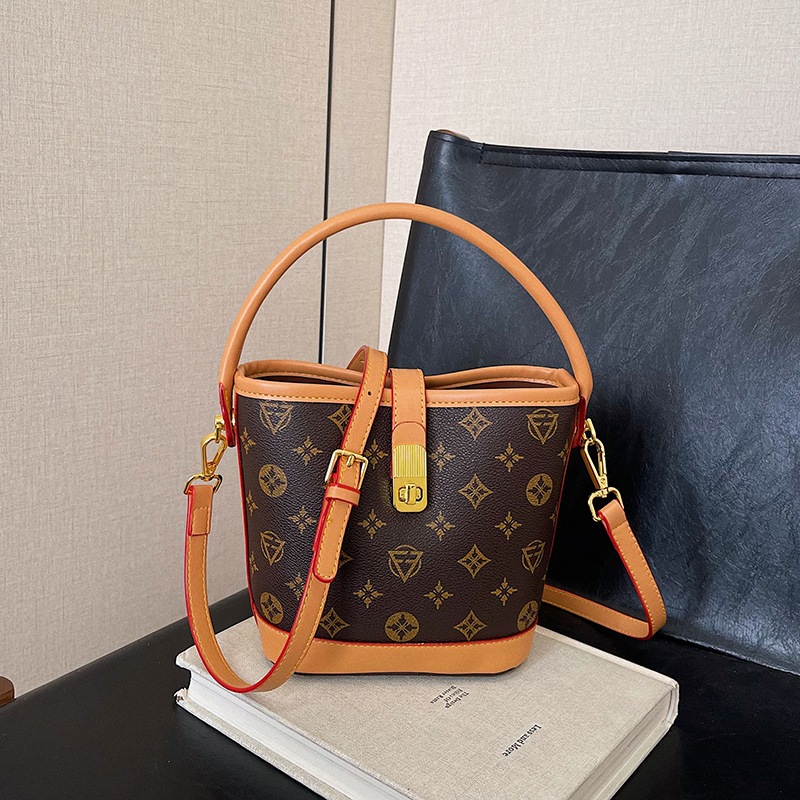 New bucket bag high appearance level with large capacity foreign leisure high-grade texture handbag presbyard bag