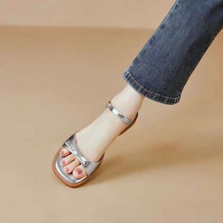 2025 Summer New Retro Style Low Heel Roman Designer Fashion Square Toe Elegant Bow Women's Sandals
