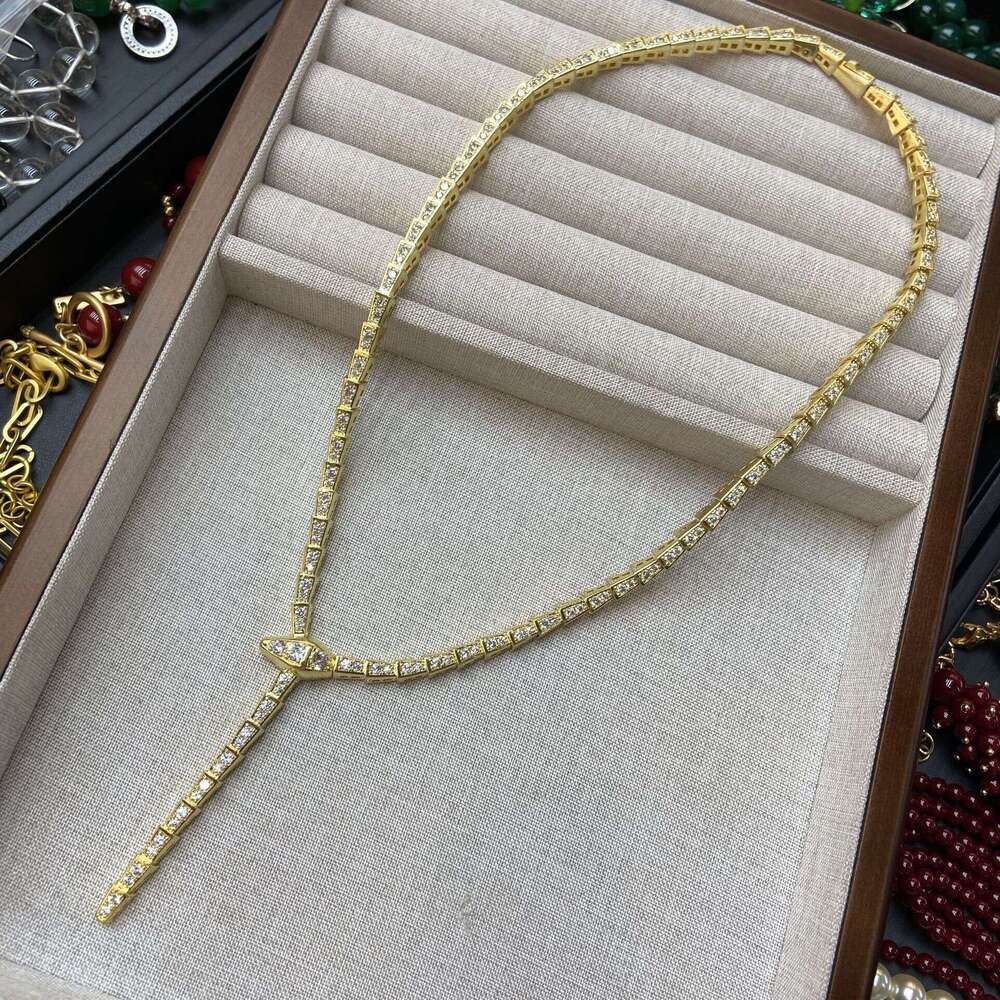 European and American Cross-Border Full Zircon Bamboo Necklaces Elegant Women's Light Luxury Snake Bone Collarbone Chain Streaming